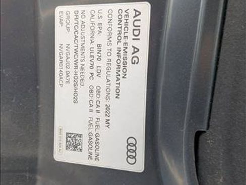 Used 2022 Audi A4 2.0T Premium Plus w/ Premium Plus Package AWD/4WD image 26