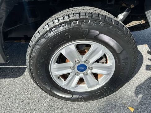 Used 2019 Ford F150 XLT image 10