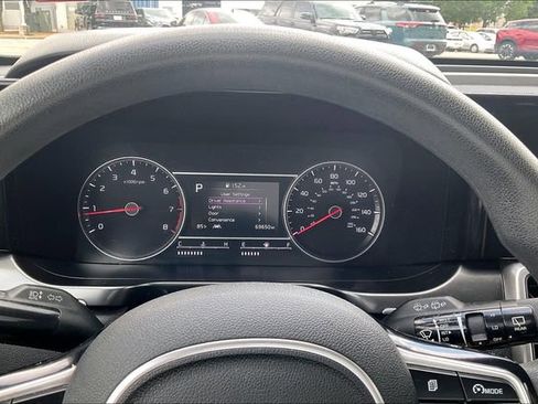 Used 2021 Kia Sorento LX FWD image 18