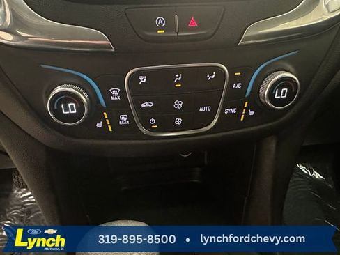 Used 2024 Chevrolet Equinox LT AWD/4WD image 12