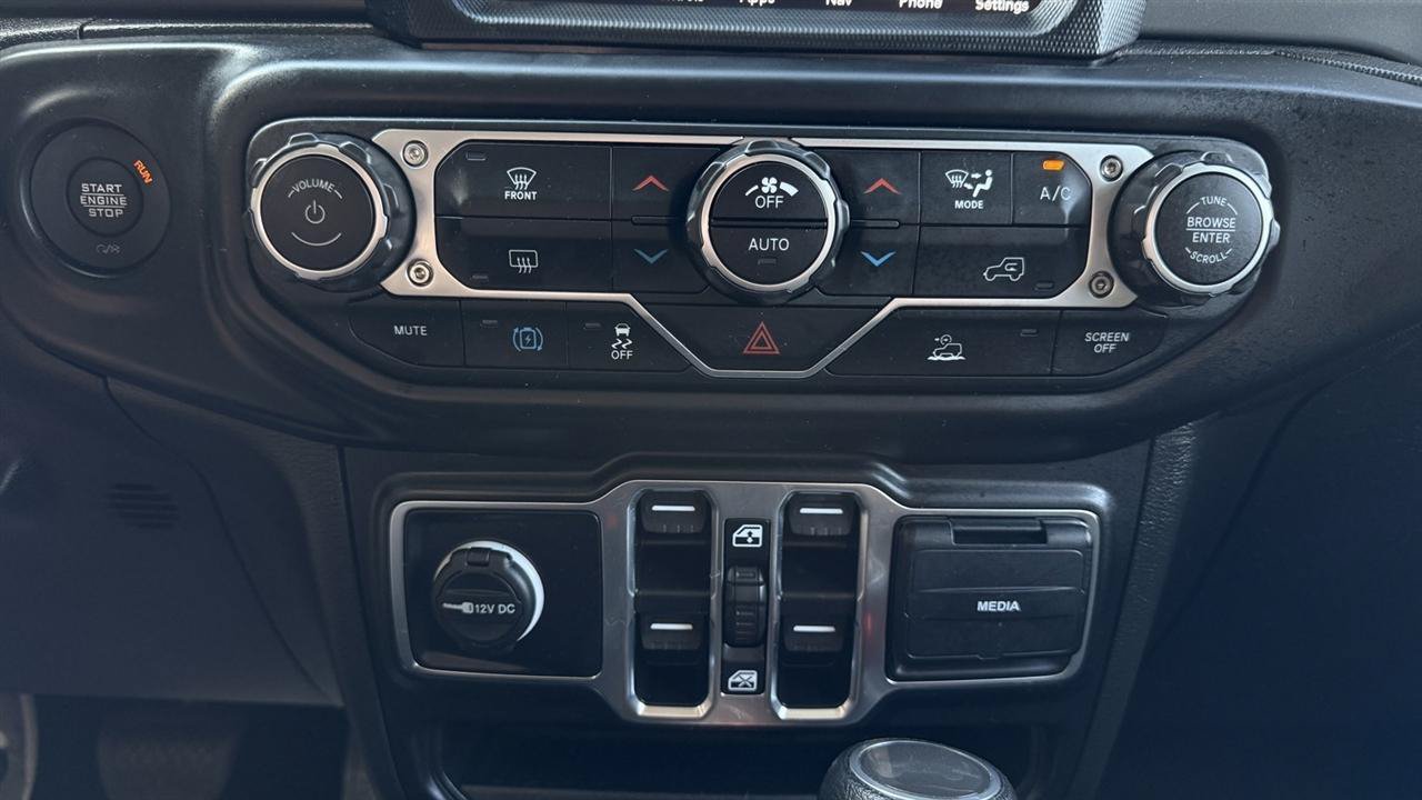 Used 2023 Jeep Wrangler Unlimited w/ 8.4" Radio Group AWD/4WD image 52