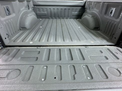 Used 2018 Ford F150 Lariat AWD/4WD image 29