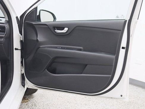 Used 2018 Kia Rio S FWD image 27