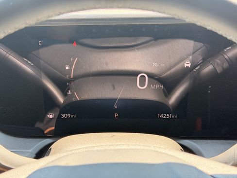 Used 2025 Buick Encore GX Preferred AWD/4WD image 21