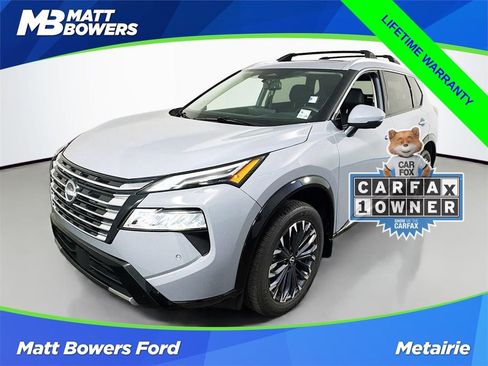 Used 2025 Nissan Rogue Platinum FWD image 1