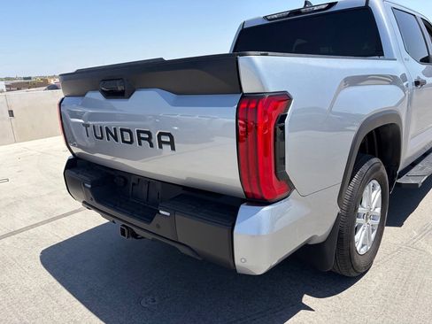 Used 2024 Toyota Tundra SR5 w/ SR5 Convenience Package AWD/4WD image 4