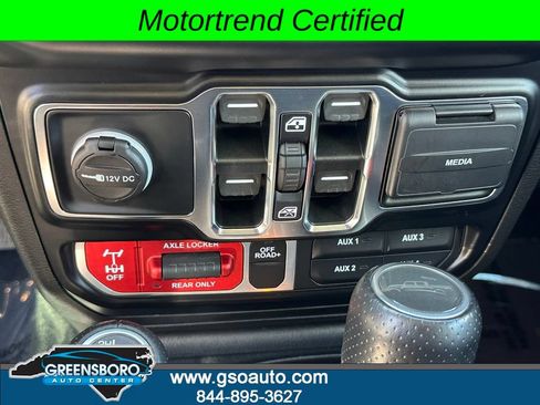 Used 2022 Jeep Gladiator Mojave w/ LED Lighting Group AWD/4WD image 33