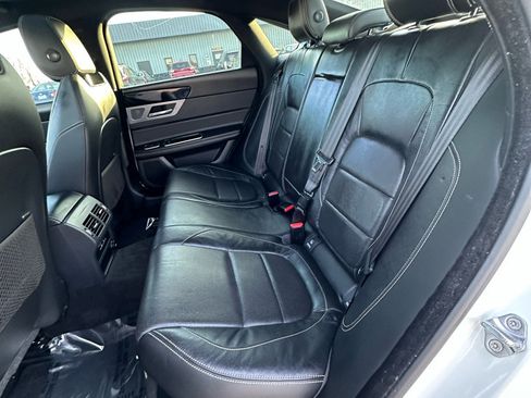 Used 2016 Jaguar XF R-Sport image 45