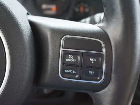 Used 2015 Jeep Patriot Latitude image 22