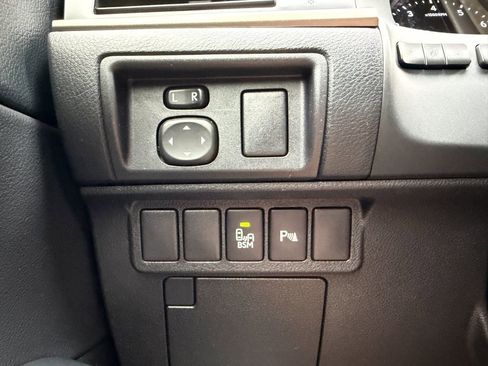 Used 2015 Lexus ES 350 w/ Premium Package FWD image 26