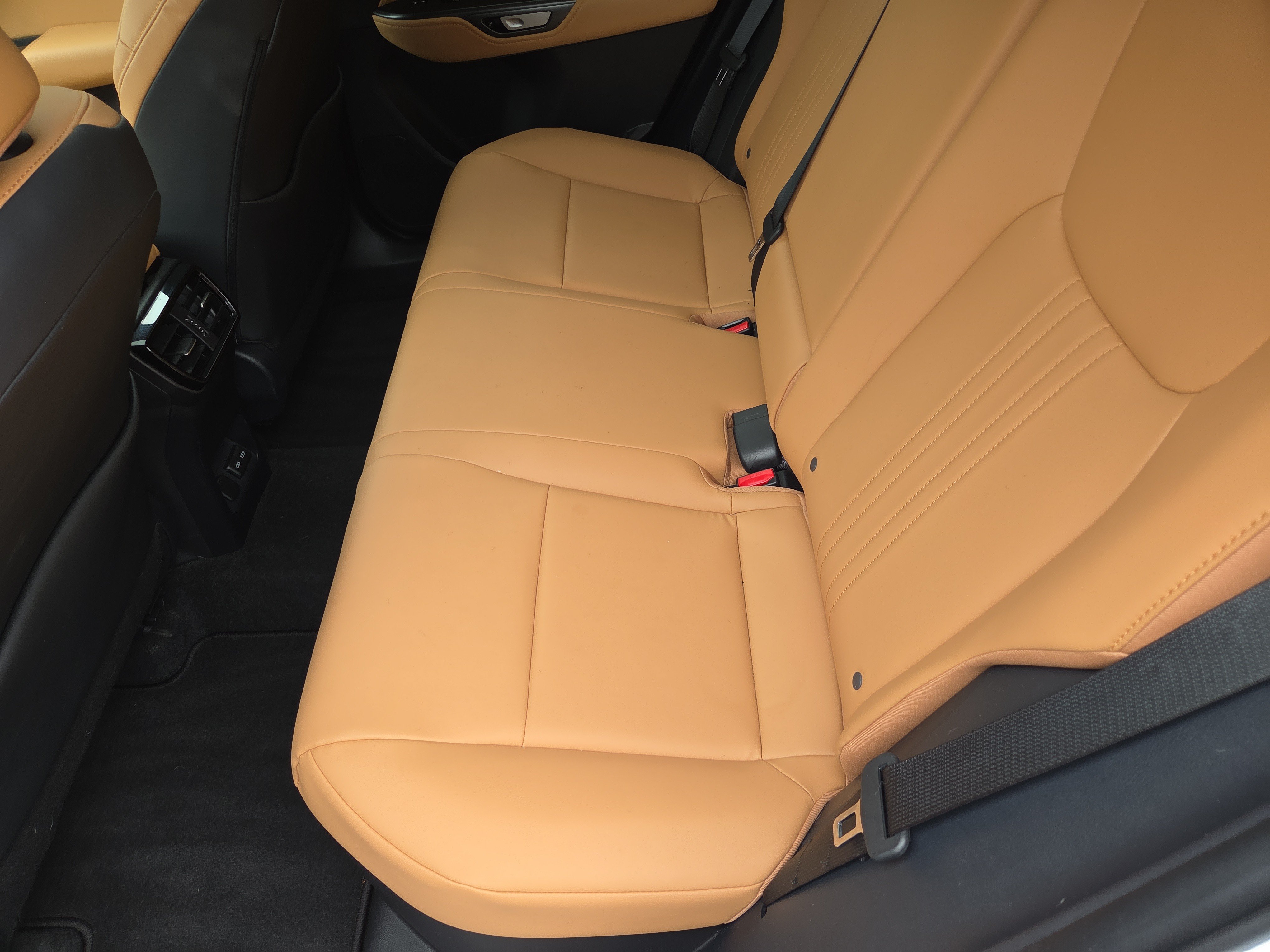 Certified 2026 Lexus NX 350h AWD w/ Cold Area Package image 22