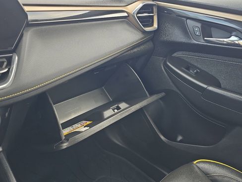 Certified 2025 Chevrolet TrailBlazer ACTIV w/ Driver Confidence Package image 29