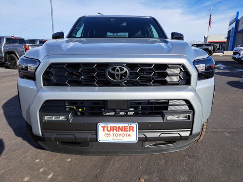 New 2025 Toyota 4Runner 4WD image 8