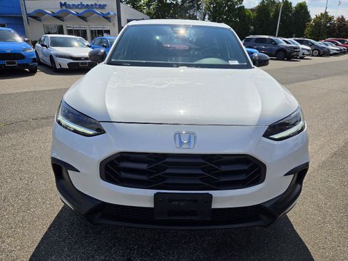 Used 2024 Honda HR-V Sport image 2
