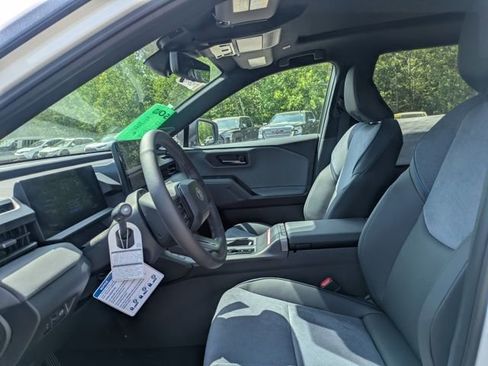 New 2026 Toyota RAV4 XSE AWD/4WD image 6