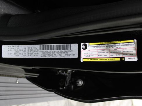 Used 2019 RAM 1500 Limited image 41