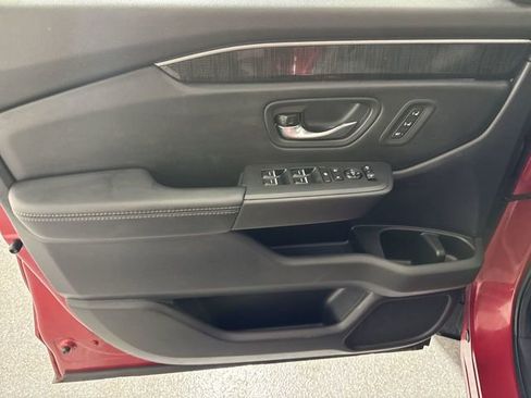 Used 2023 Honda Pilot Elite image 22