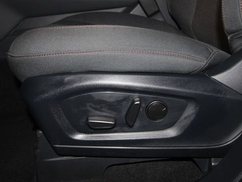 Used 2025 Ford Explorer Active image 7