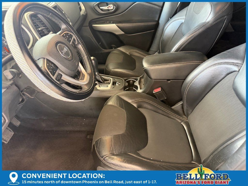 Used 2018 Jeep Cherokee Latitude Plus FWD image 9