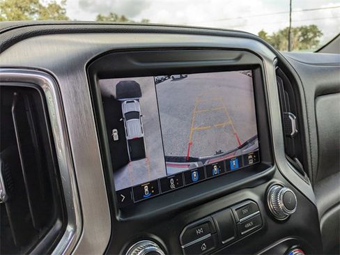 Used 2022 GMC Sierra 3500 SLT w/ SLT Premium Package image 27