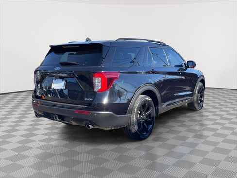 Used 2023 Ford Explorer ST-Line w/ Class IV Trailer Tow Package image 7