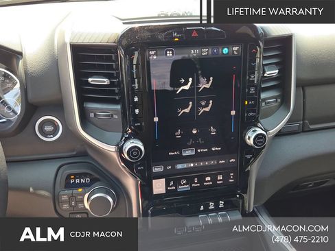 New 2026 RAM 1500 Big Horn AWD/4WD image 18