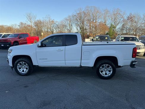 Used 2022 Chevrolet Colorado LT w/ Fleet Safety Package image 8