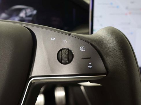 Used 2021 Tesla Model S Plaid image 41