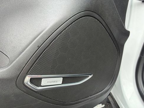 Certified 2025 Buick Envision Sport Touring AWD/4WD image 16