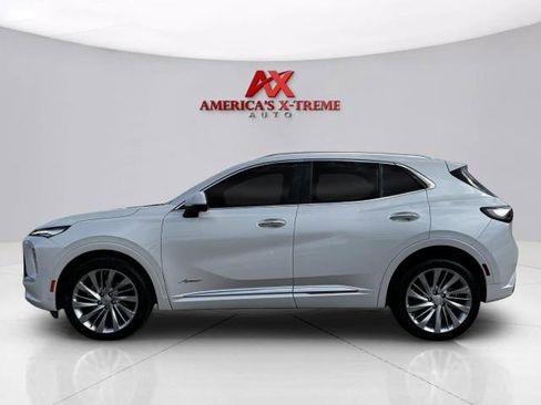 Used 2024 Buick Envision Avenir AWD/4WD image 2