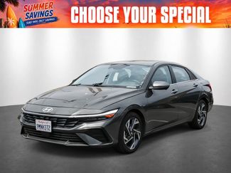 Used 2024 Hyundai Elantra Limited FWD video 1
