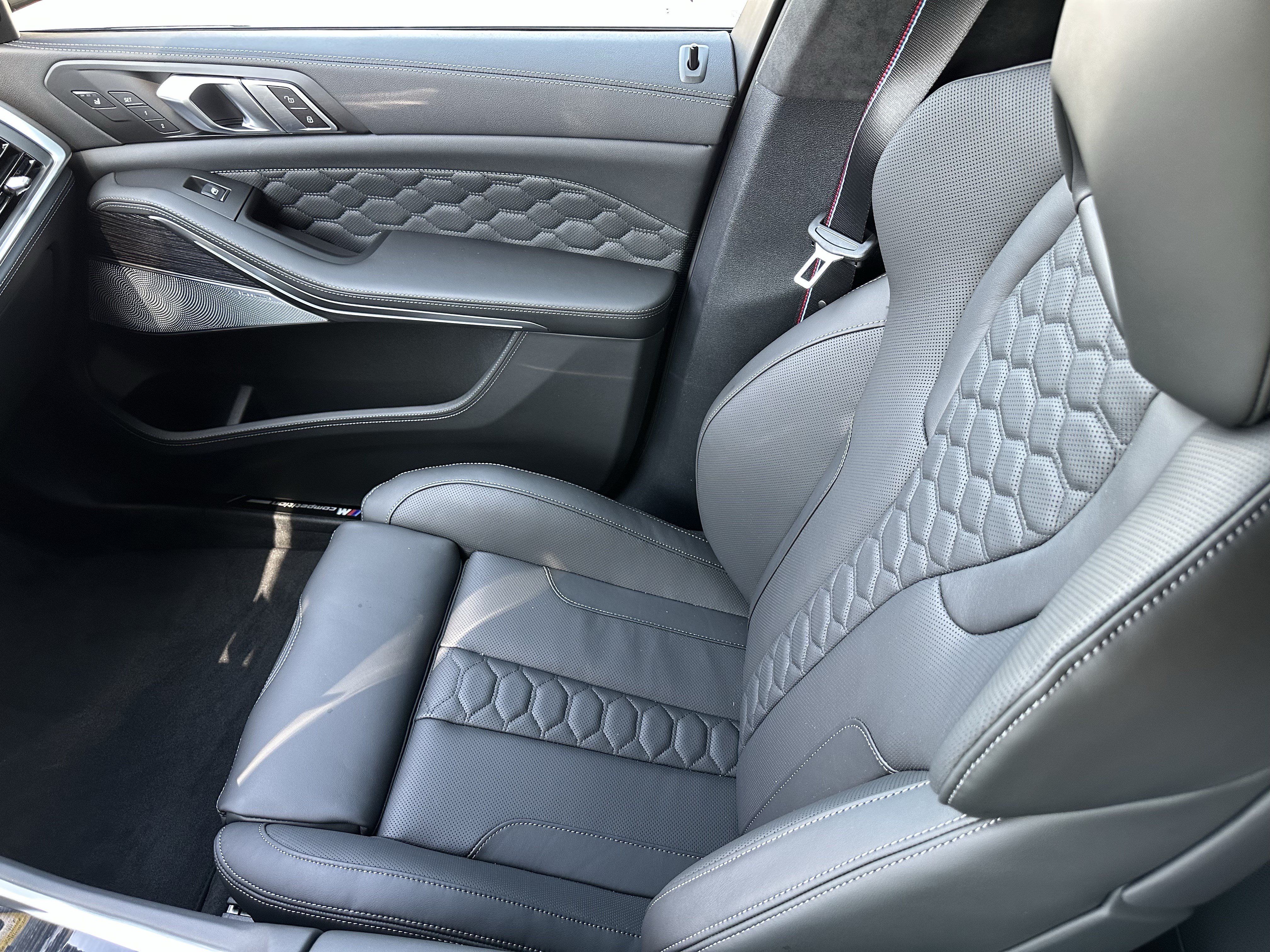 New 2026 BMW X5 M Competition w/ Executive Package AWD/4WD image 11