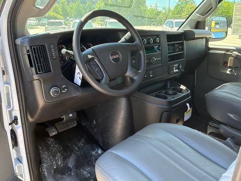 New 2026 GMC Savana 2500 Extended w/ Safety Package RWD image 45
