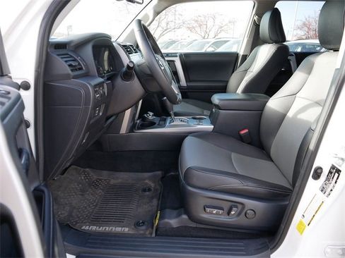 Used 2020 Toyota 4Runner Limited image 13