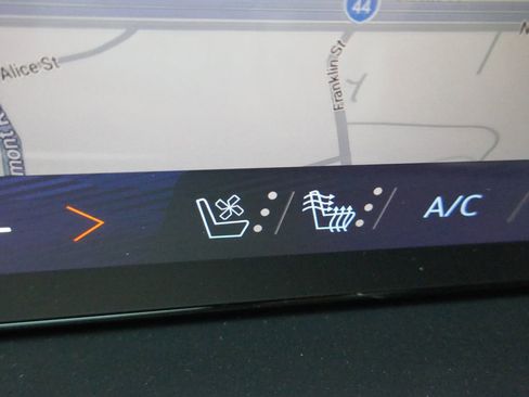 New 2026 Chevrolet Suburban Premier image 26