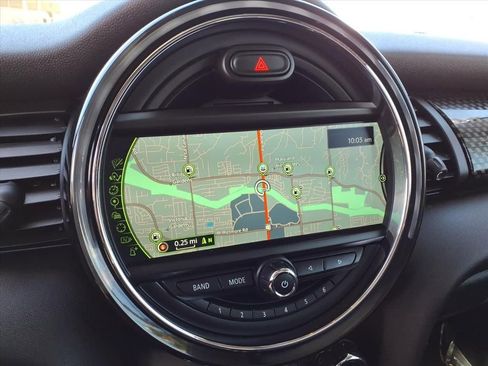 Used 2018 MINI Cooper S image 5