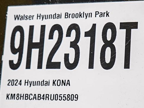 Certified 2024 Hyundai Kona SEL AWD/4WD image 25