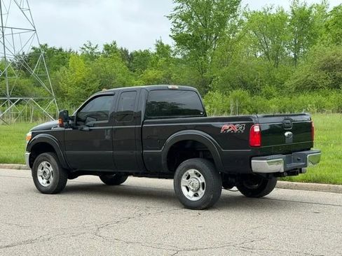 Used 2016 Ford F250 XLT w/ FX4 Off-Road Package AWD/4WD image 37