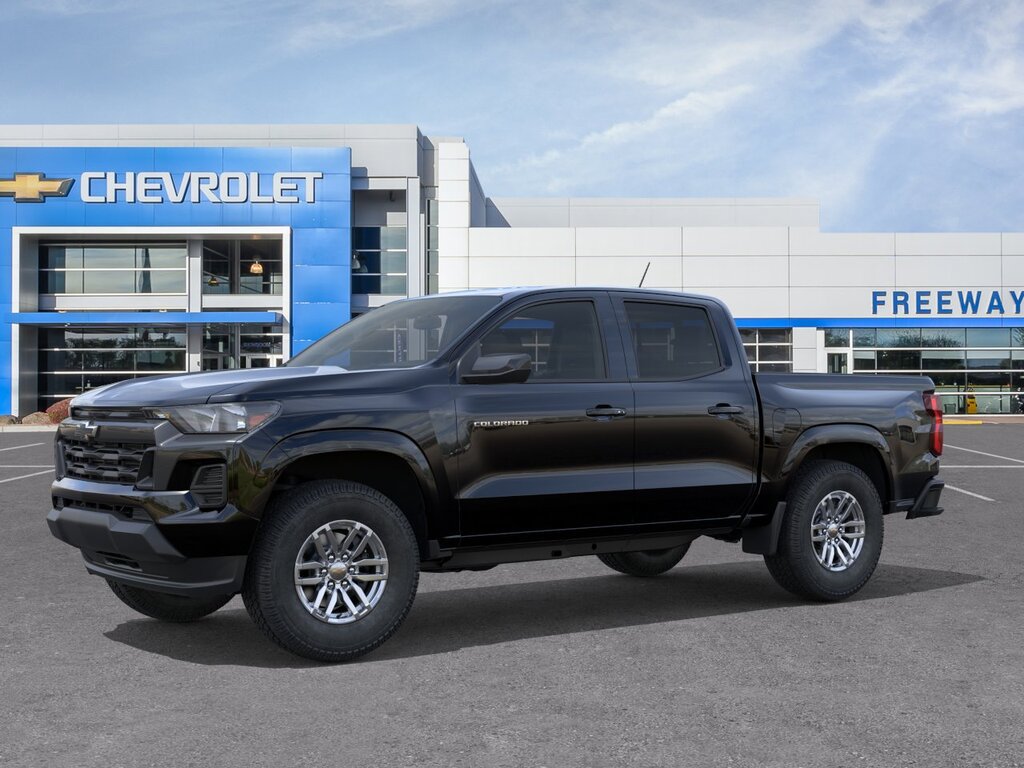New 2026 Chevrolet Colorado LT RWD image 2