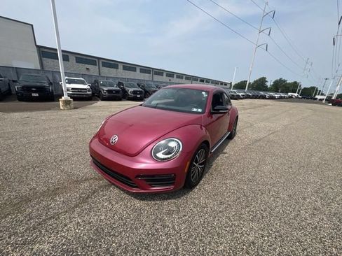 Used 2017 Volkswagen Beetle 1.8T S FWD image 4