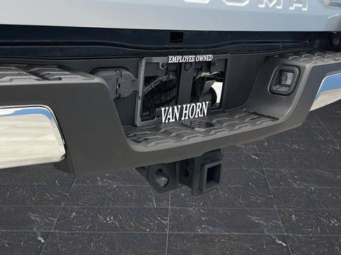 Used 2023 Toyota Tacoma TRD Off-Road image 33