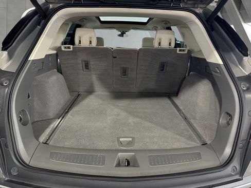 Used 2019 Cadillac XT5 Premium Luxury w/ Driver Assist Package image 21