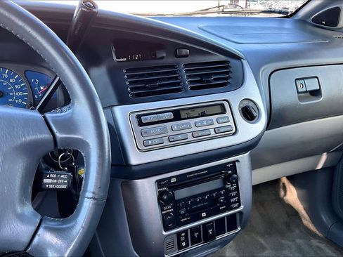 Used 2003 Toyota Sienna XLE image 6