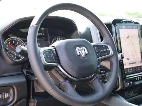 Used 2025 RAM 1500 Big Horn AWD/4WD image 23