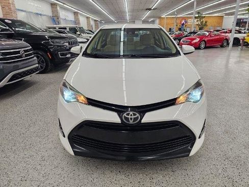 Used 2017 Toyota Corolla LE w/ LE Premium Package image 2