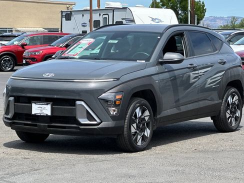 Certified 2025 Hyundai Kona SEL AWD/4WD image 8