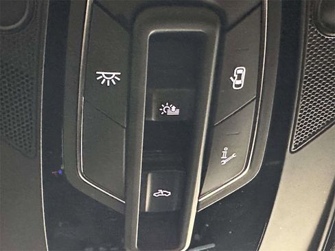 Used 2022 Audi SQ5 Prestige w/ Prestige Package image 35