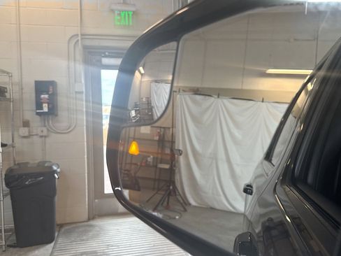 Used 2022 Jeep Wagoneer Series II image 16