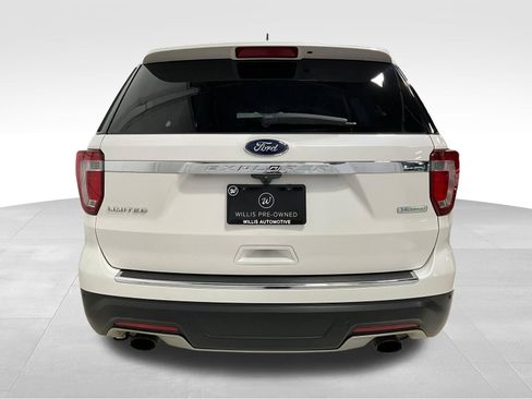 Used 2019 Ford Explorer Limited FWD image 6