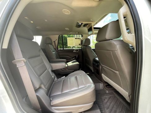 Used 2020 GMC Yukon Denali w/ Open Road Package RWD image 18